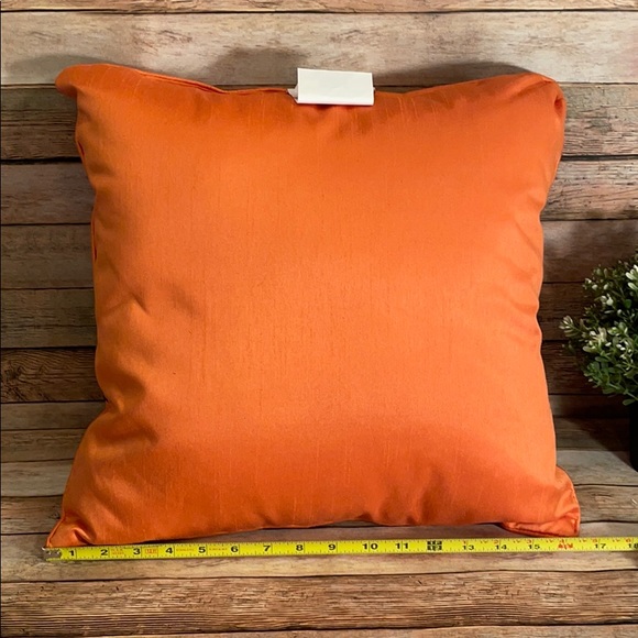 Spider Web Faux Silk Pillow - Picture 4 of 7